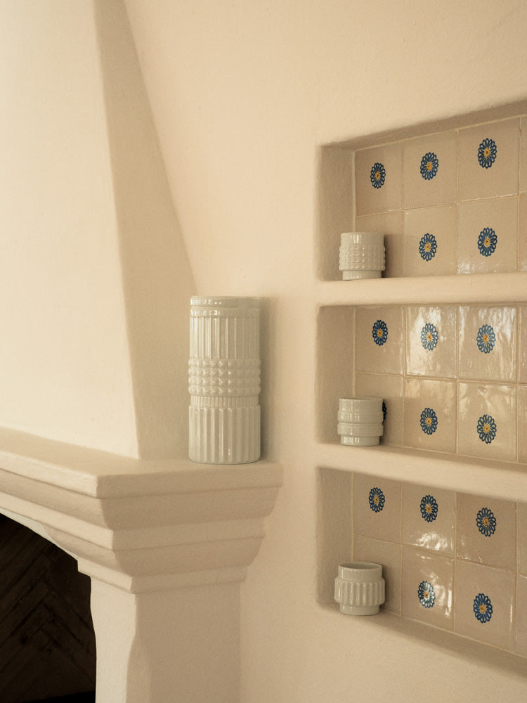Tuercas Porcelain SetElevated Porcelain Living