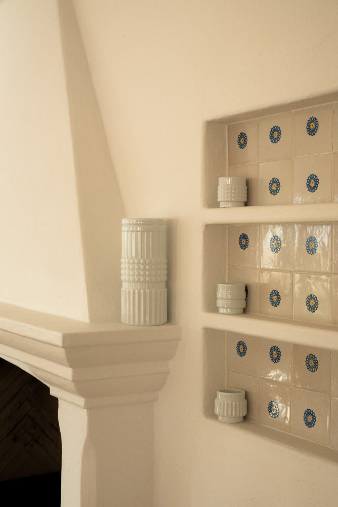 Tuercas Porcelain SetElevated Porcelain Living